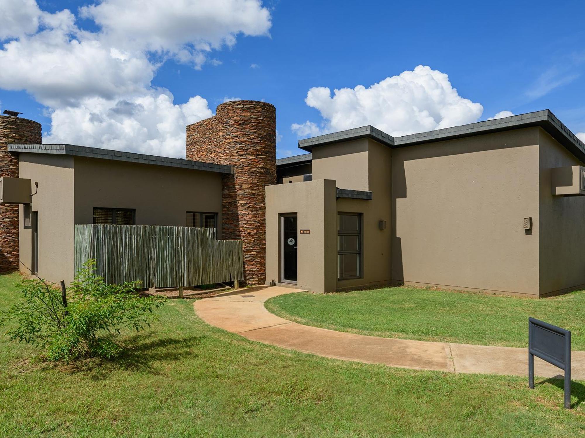 Monomotapa Village @ Legend Golf And Safari Resort Golders Green Exterior photo